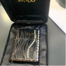 ZIPPO A-WAVECUBICBK